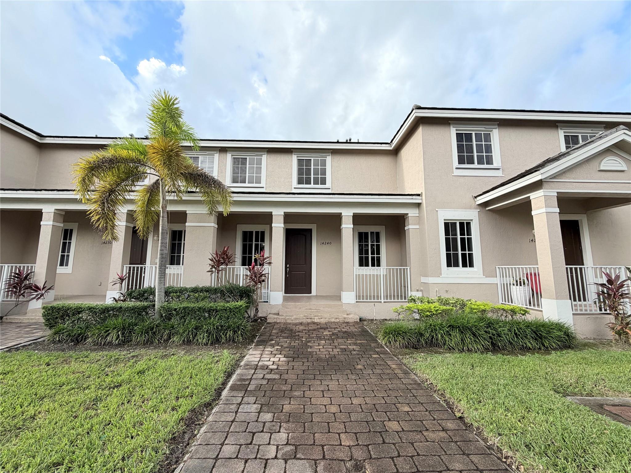 Mandarin Lakes - Residential Lease