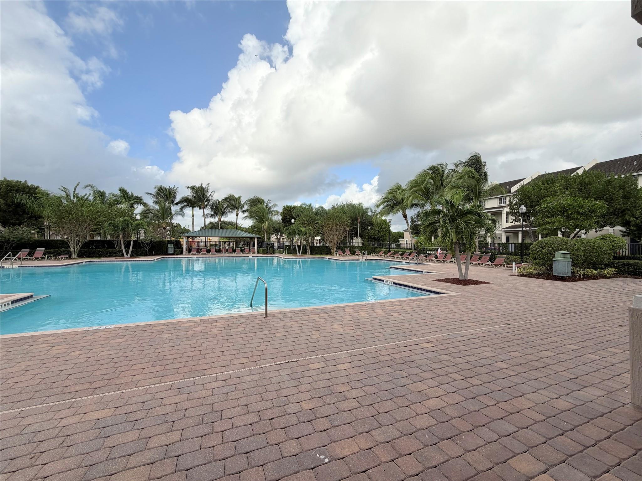Mandarin Lakes - Residential Lease
