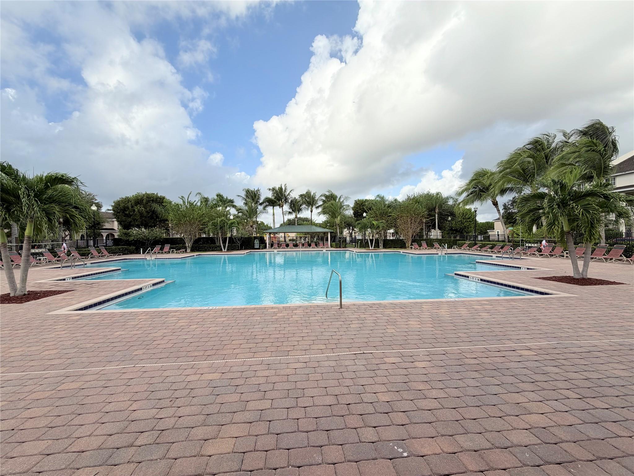 Mandarin Lakes - Residential Lease