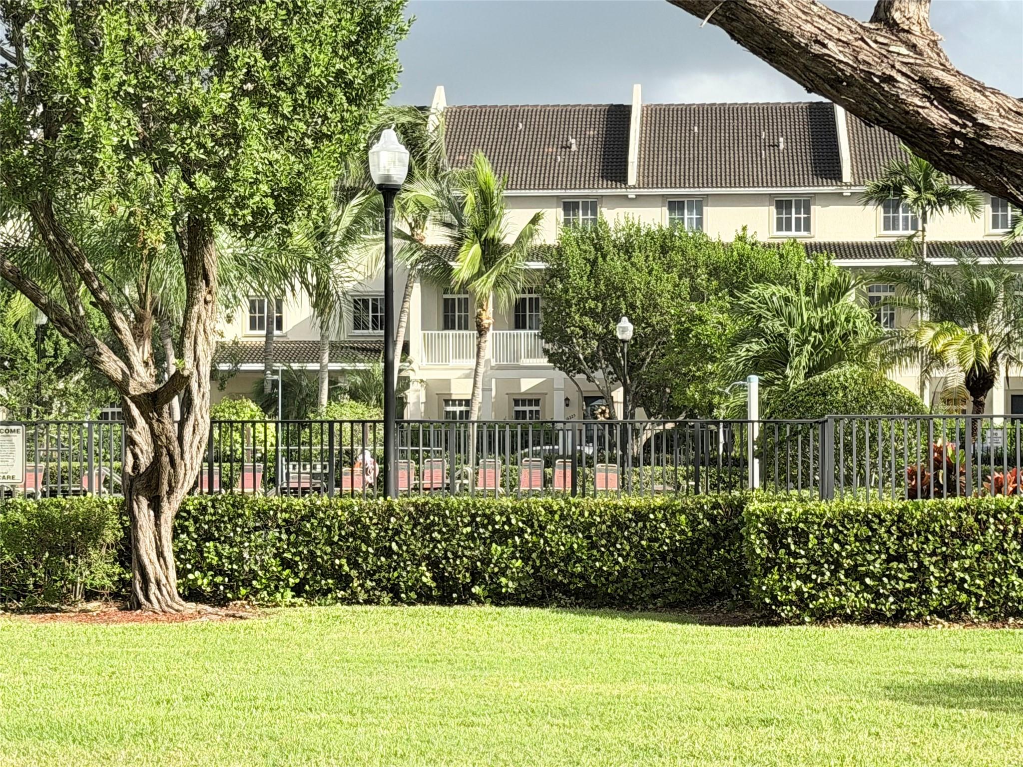 Mandarin Lakes - Residential Lease