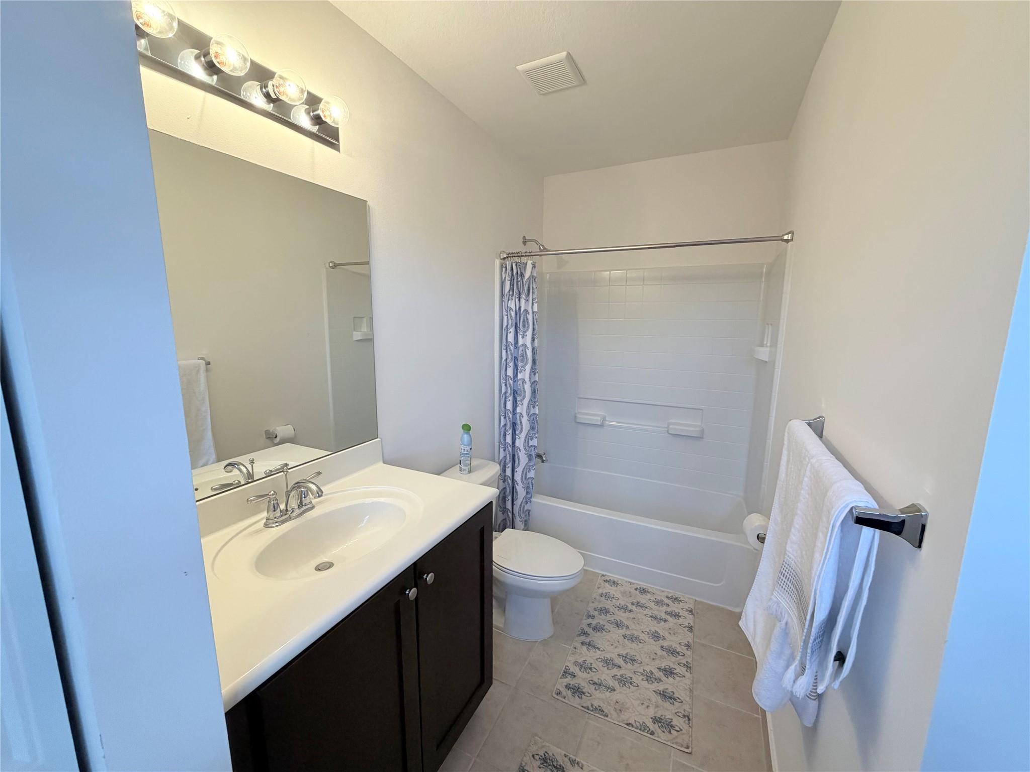 Mandarin Lakes - Residential Lease