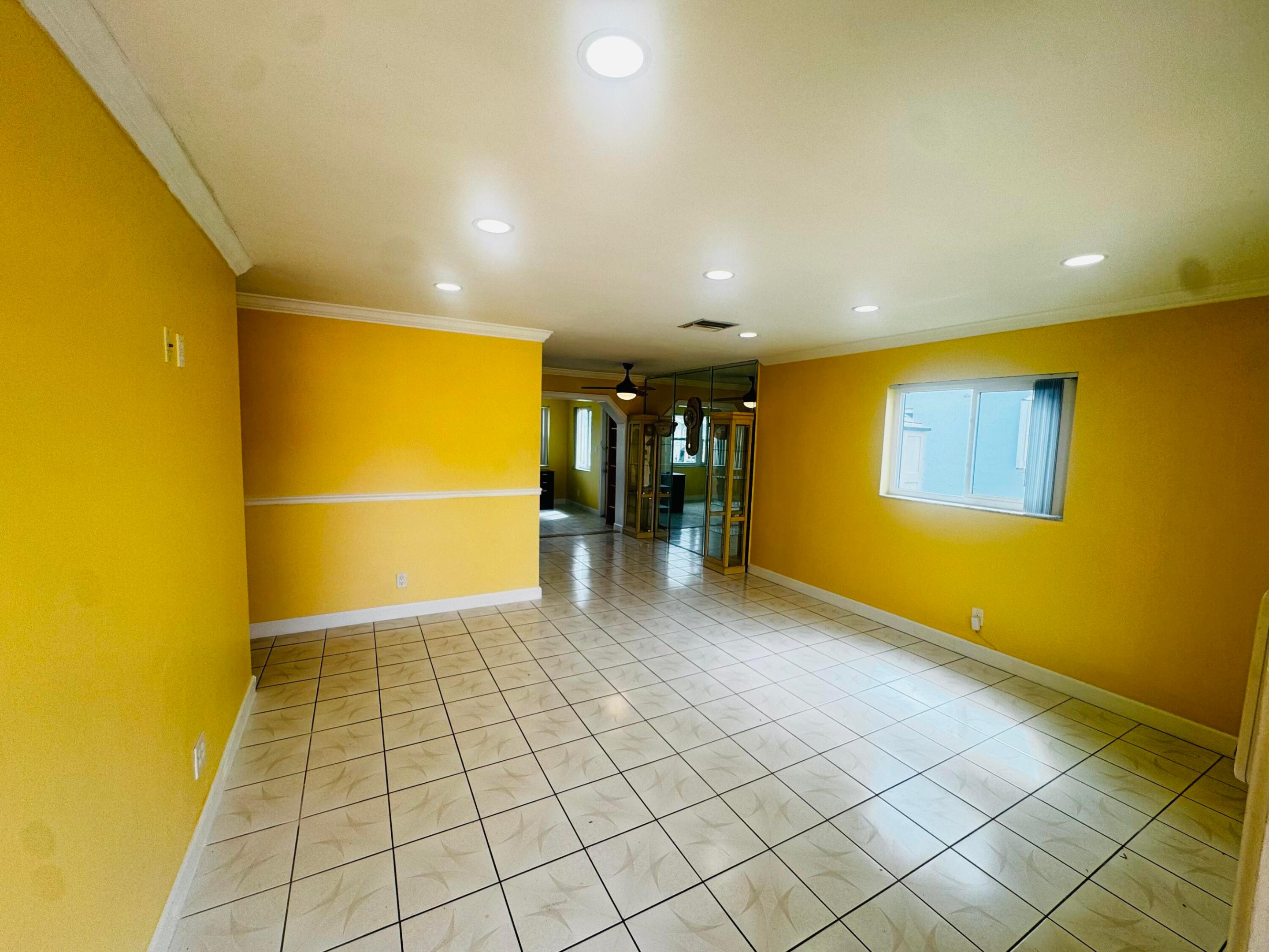 MAINLANDS OF TAMARAC LAKES - Residential