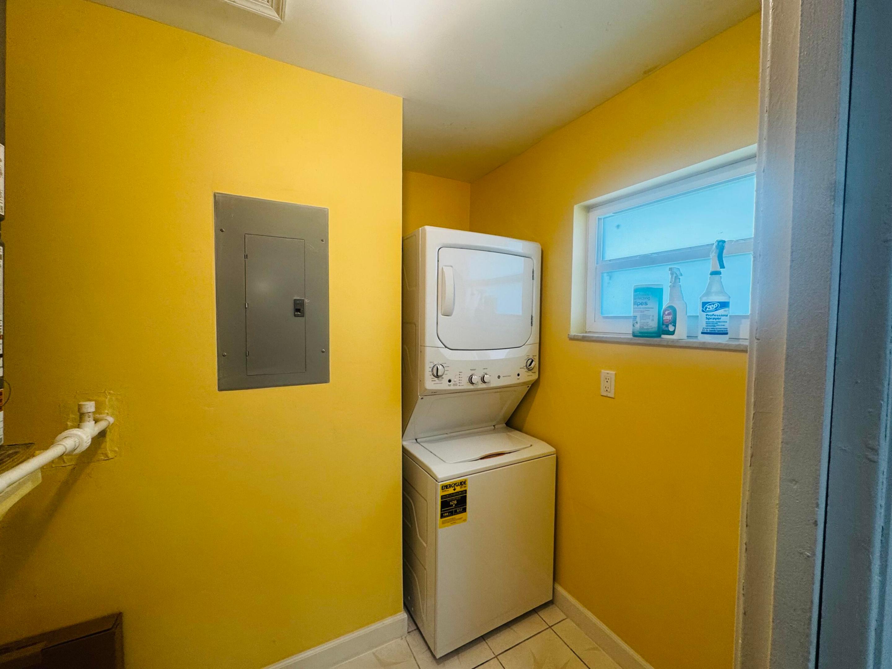 MAINLANDS OF TAMARAC LAKES - Residential