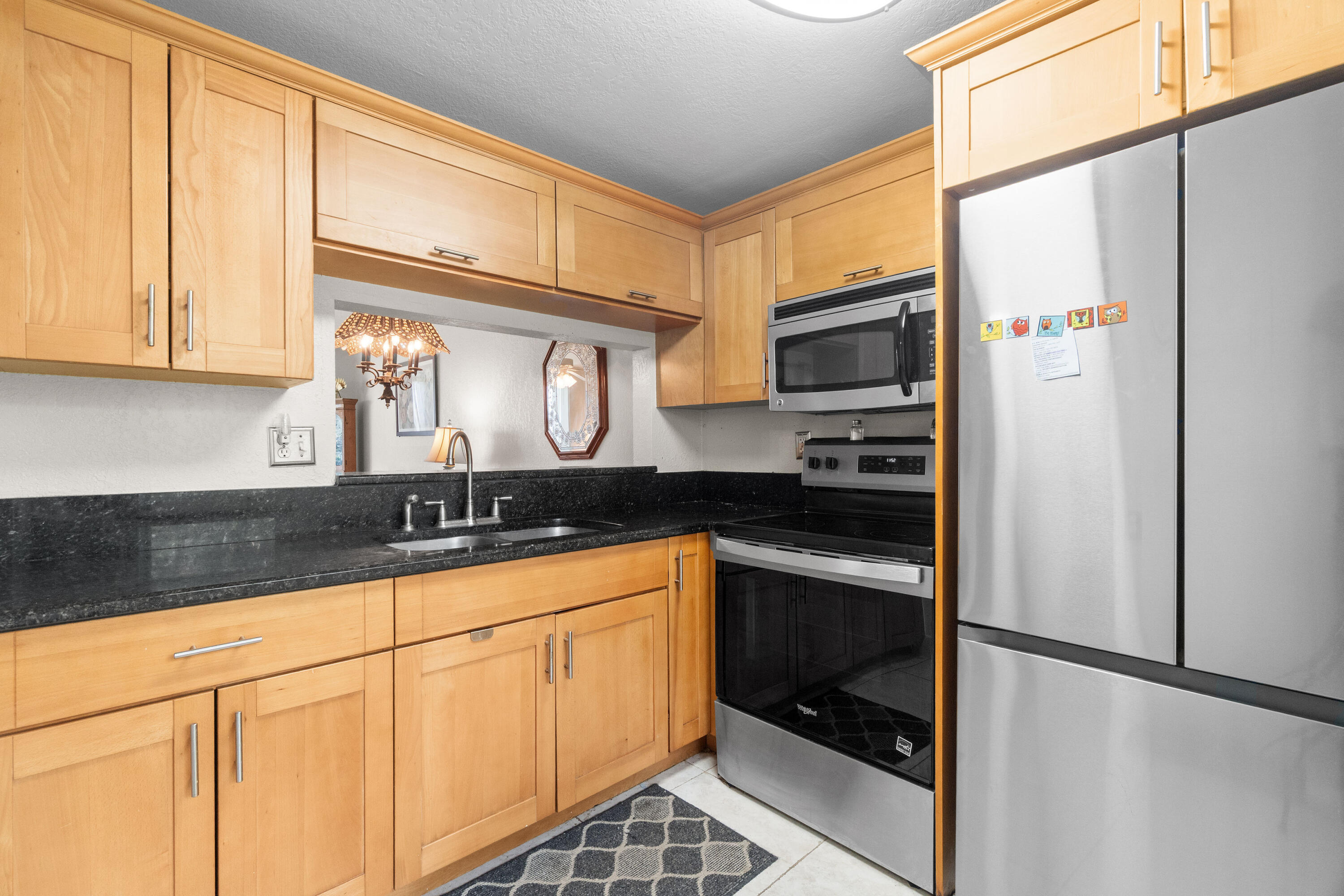 LIME BAY CONDOMINIUM 8 - Residential