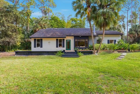 17251 38th Road N The Acreage FL 33470