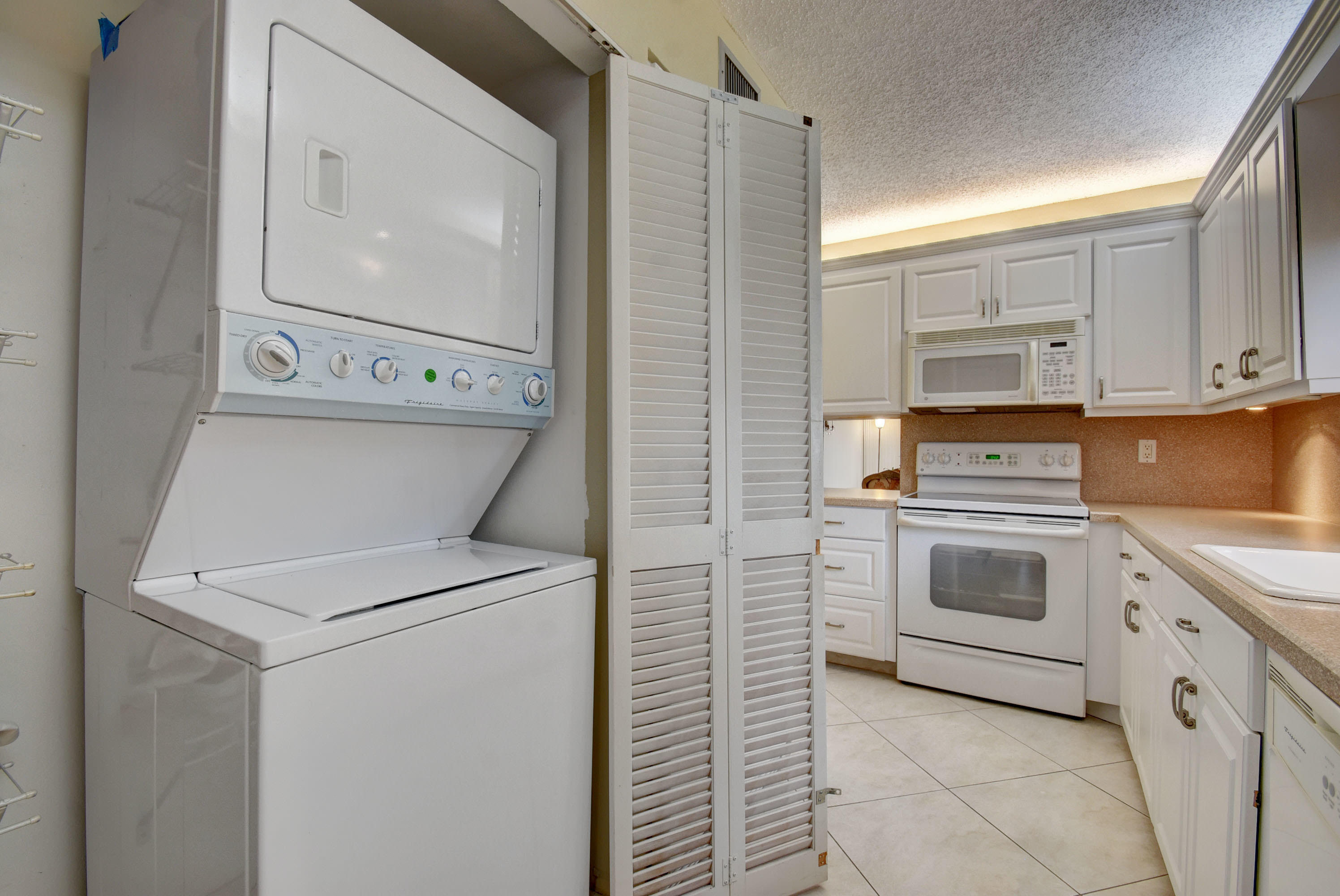 Palm Greens at villa delray Condo 2 - Residential