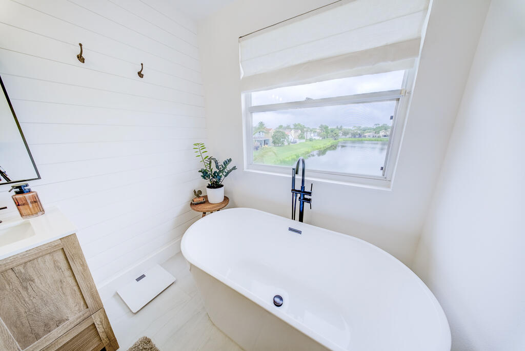 NAUTICA ISLES 3 - Residential