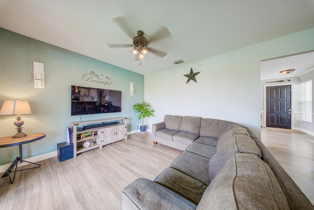 NAUTICA ISLES 3 - Residential