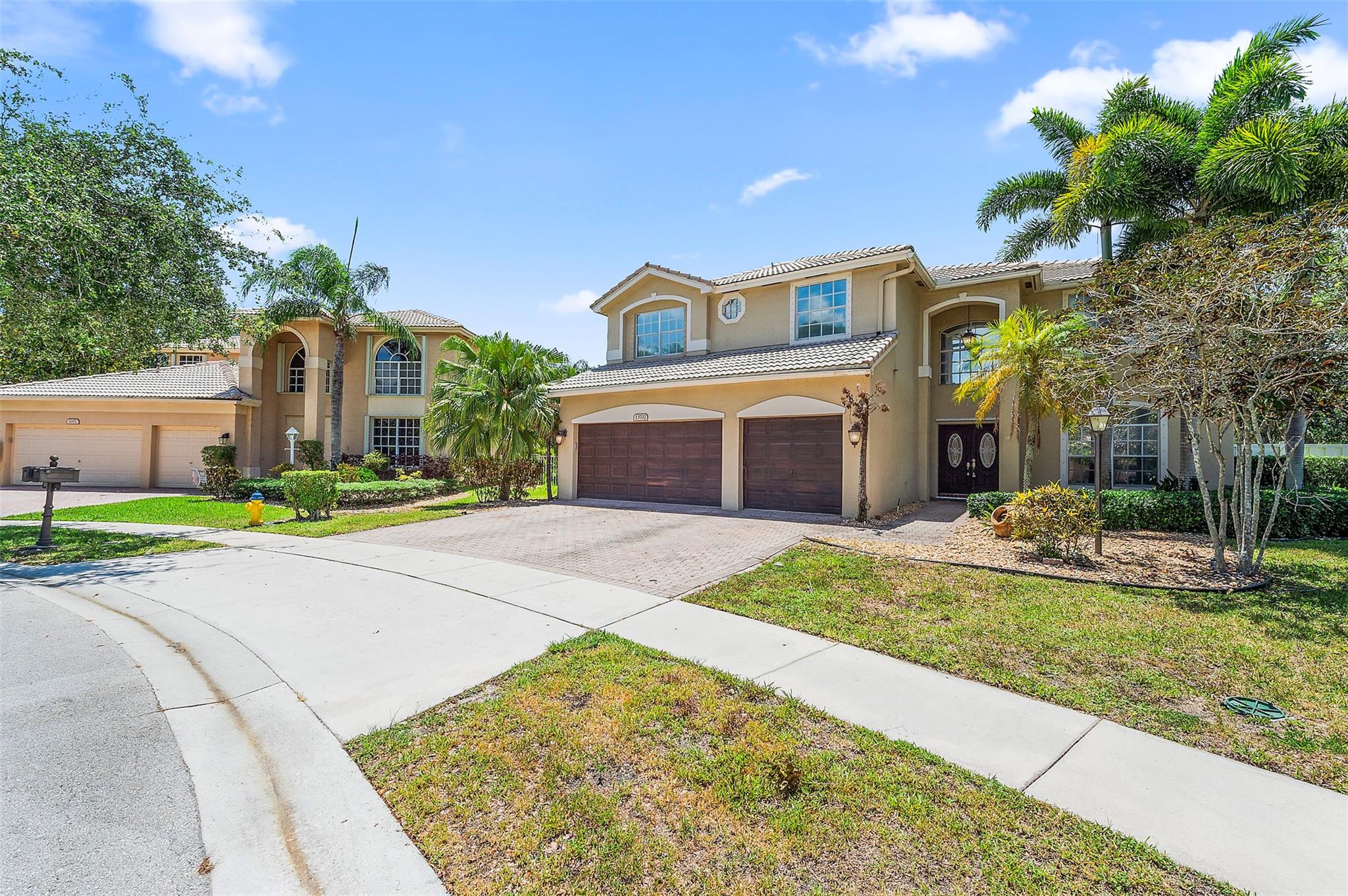 13702 NW 10th Ct