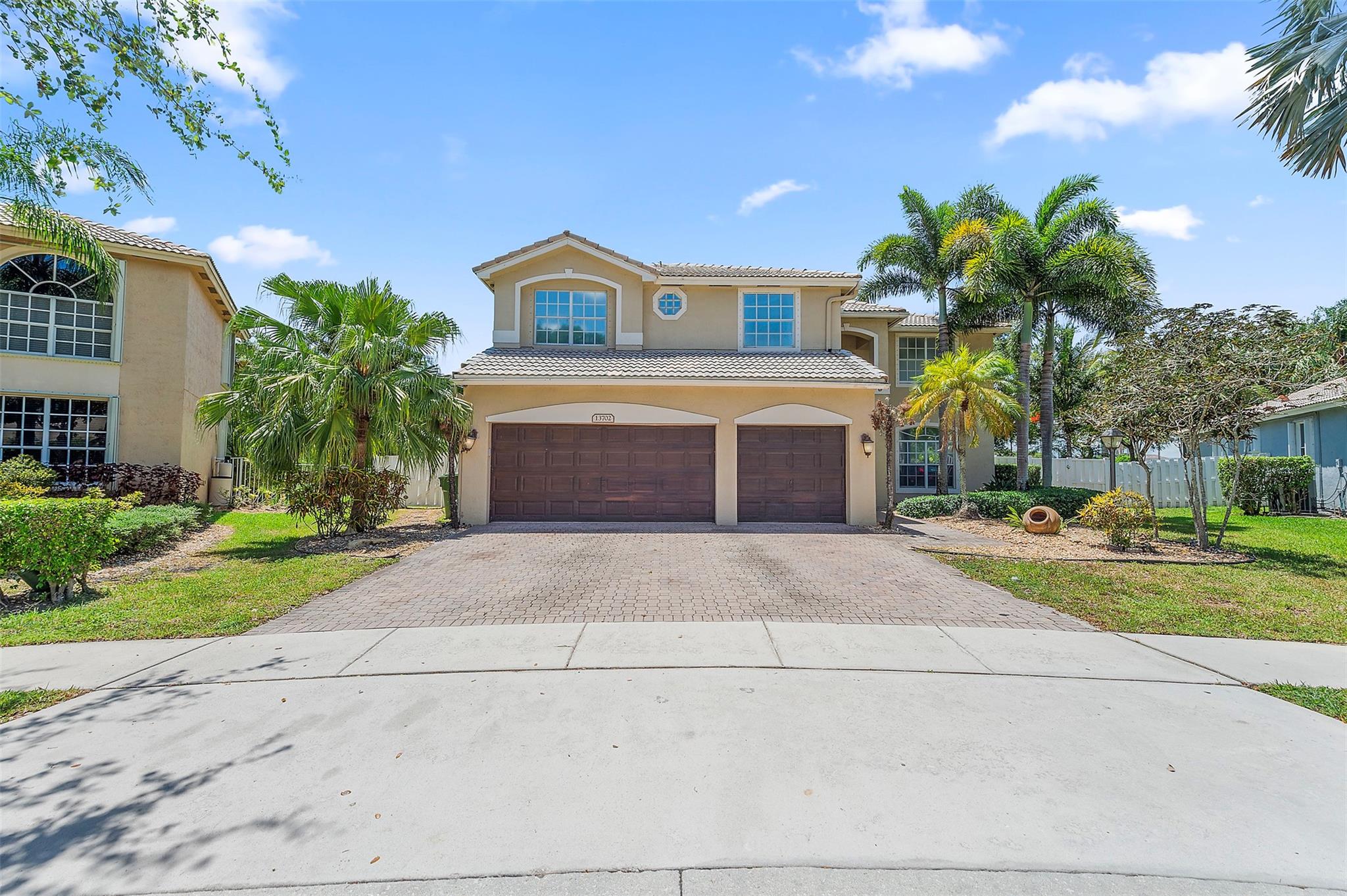 13702 NW 10th Ct