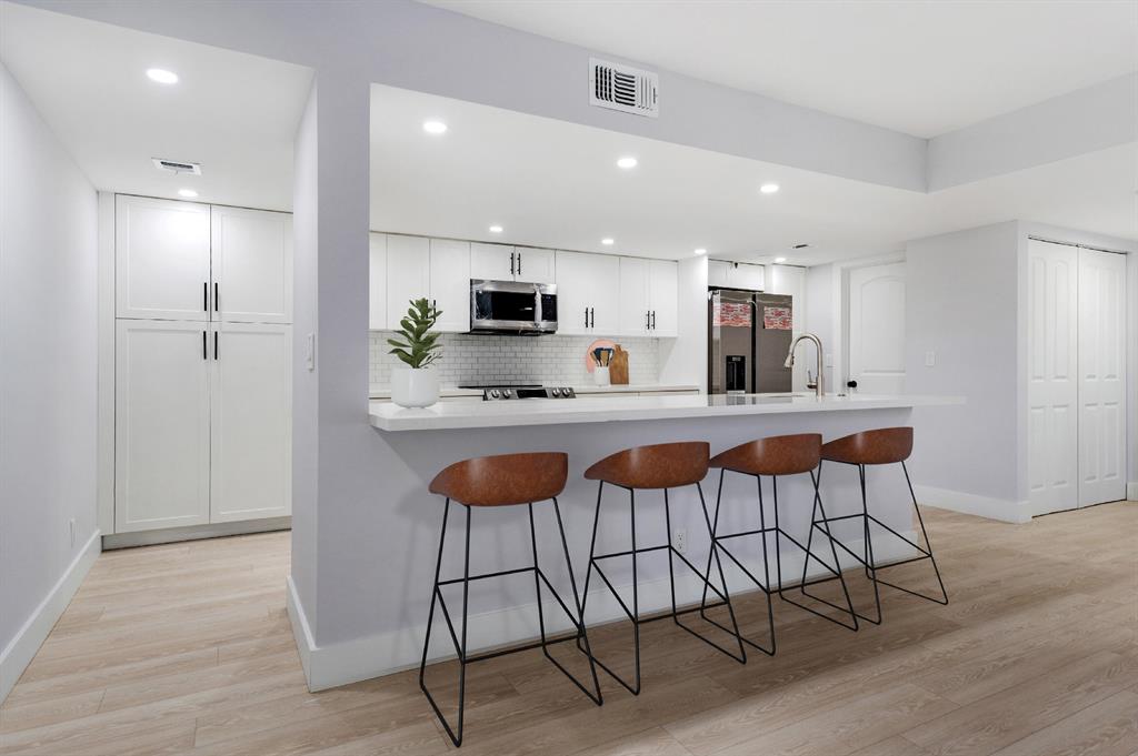 LAVERS RESORT & RACQUET CLUB - Residential