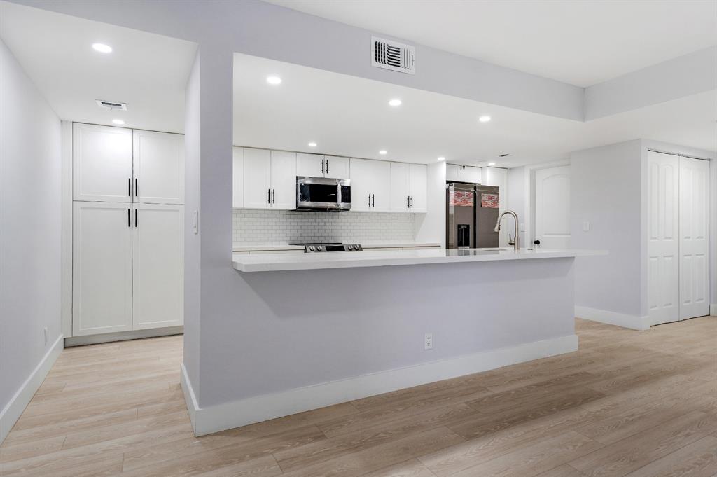 LAVERS RESORT & RACQUET CLUB - Residential