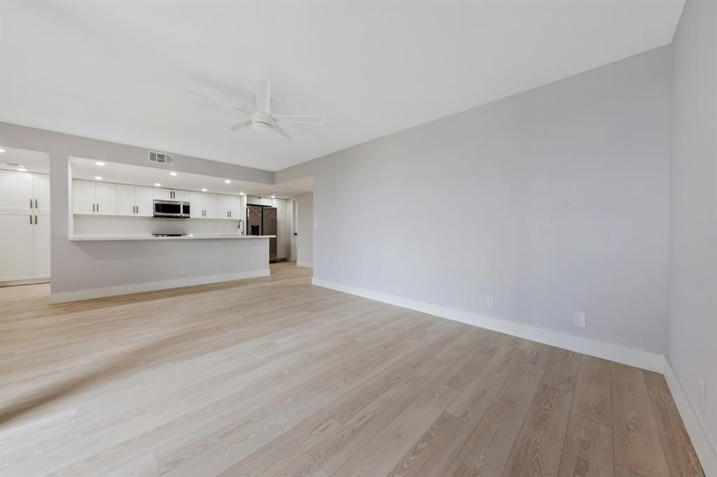 LAVERS RESORT & RACQUET CLUB - Residential