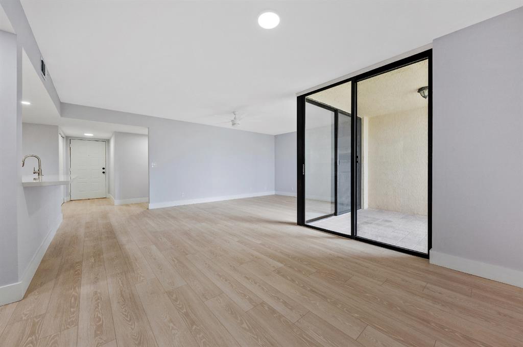 LAVERS RESORT & RACQUET CLUB - Residential