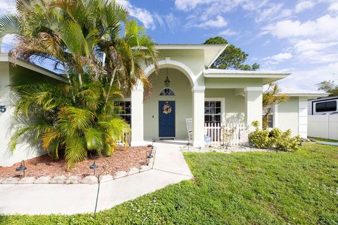 A home in Port St Lucie