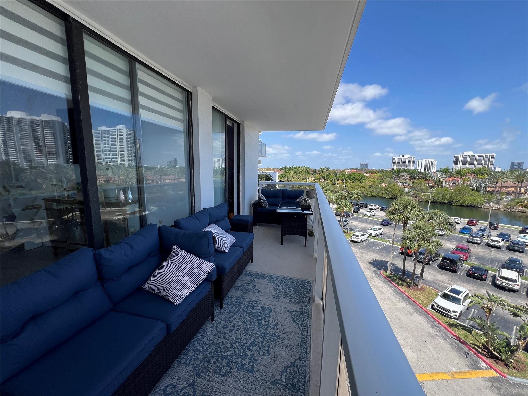 FLAMENCO CONDO TOWER II - Residential