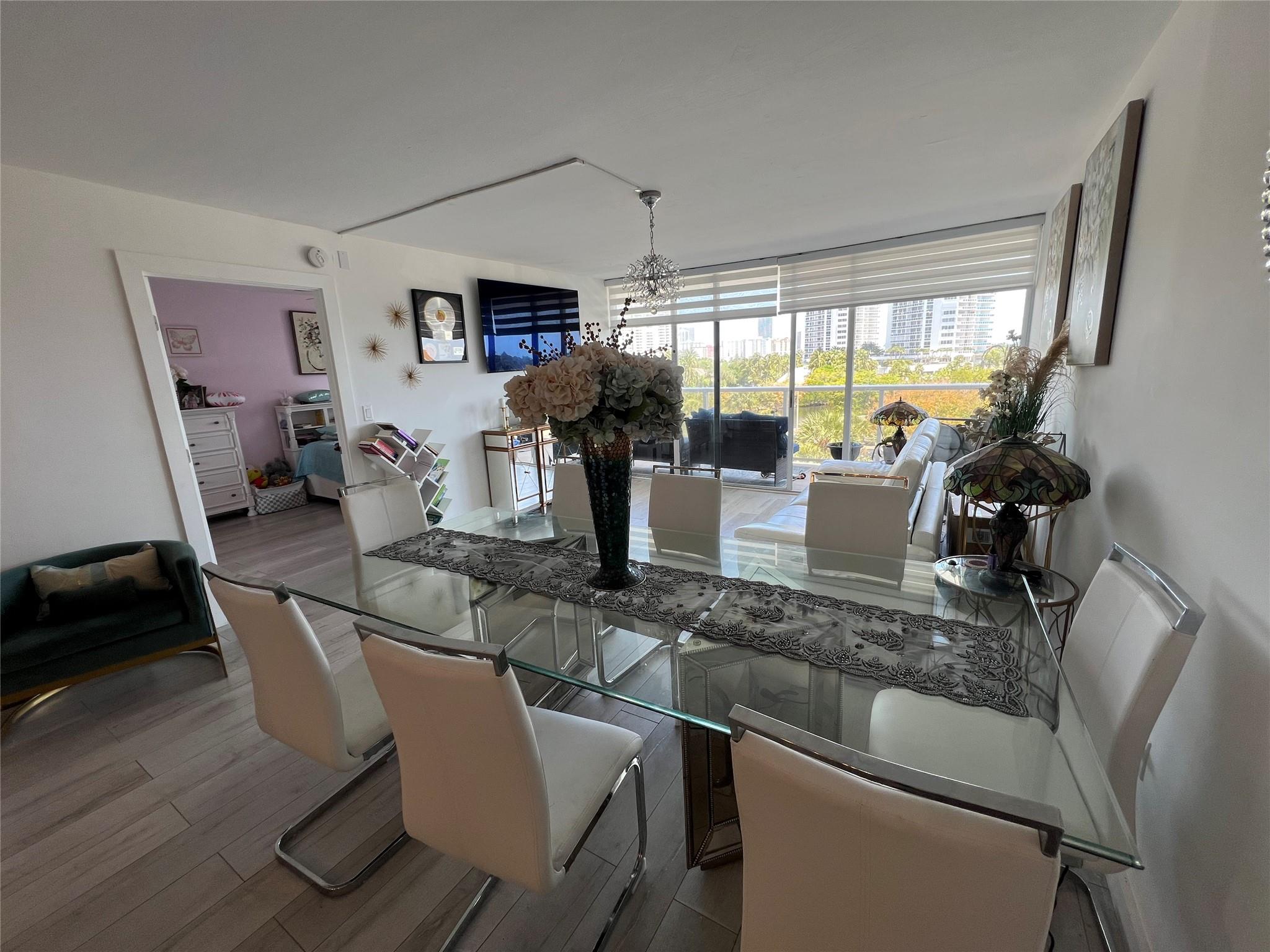 FLAMENCO CONDO TOWER II - Residential