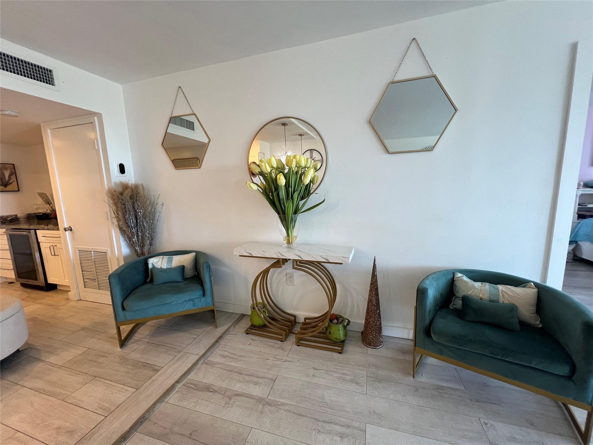 FLAMENCO CONDO TOWER II - Residential