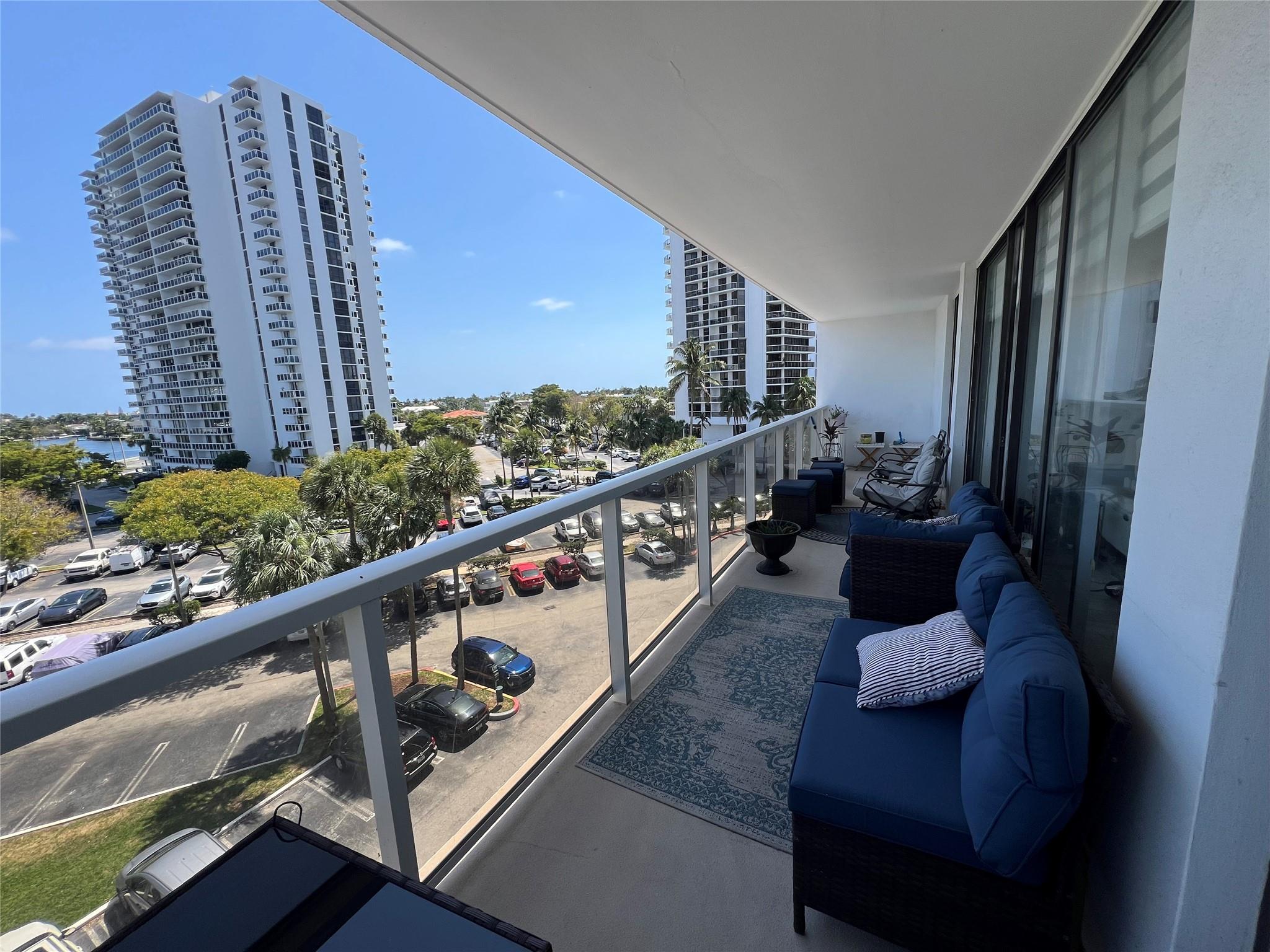 FLAMENCO CONDO TOWER II - Residential