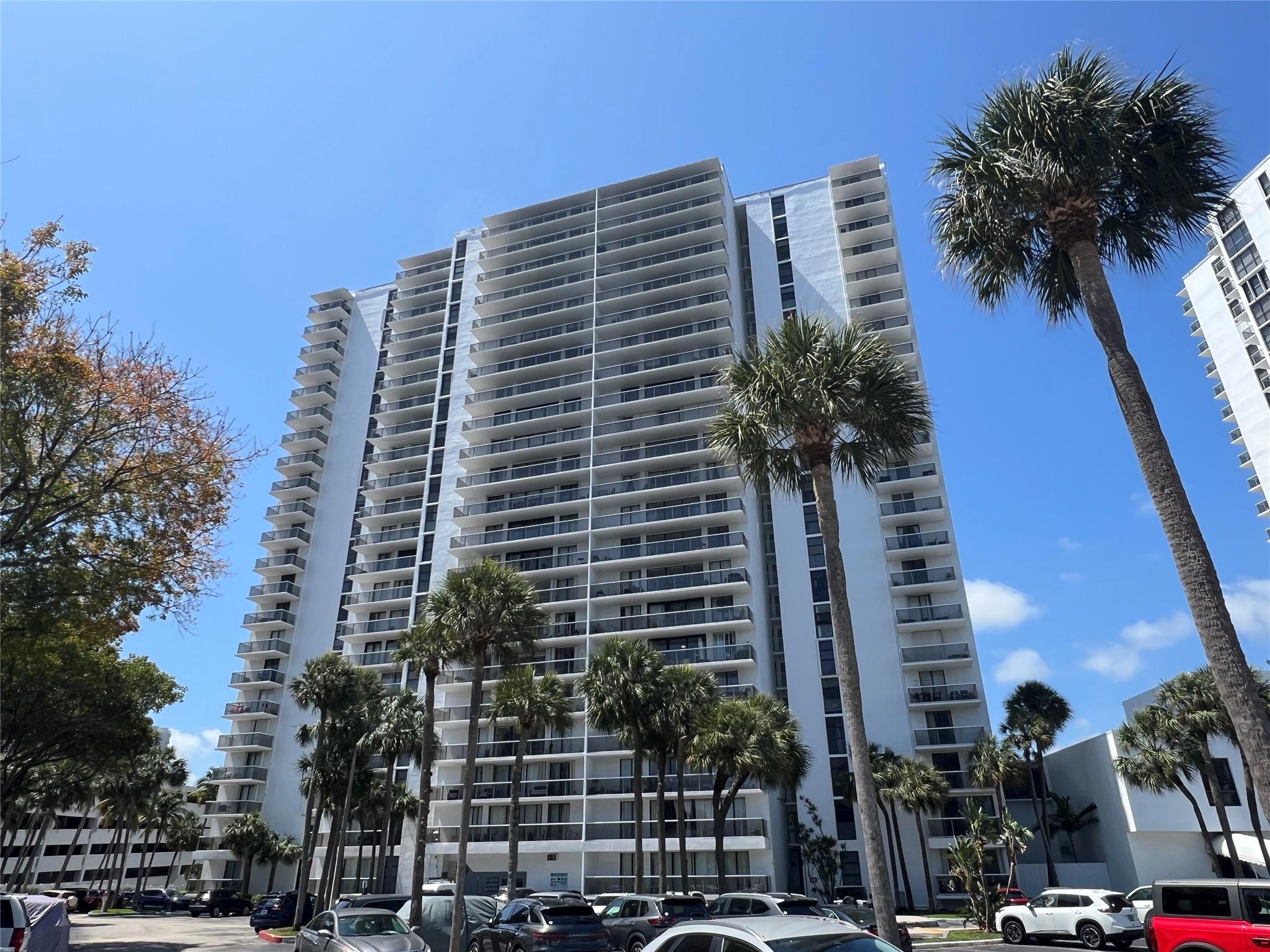 Amazing Condo. This totally renovated 2 bedroom 2 bath has views of the intercostal and sits on prestigious Country Club Drive. Enjoy the split bedroom suites and the 35' balcony. SELLER IS OFFERING SELLER CONCESSIONS FOR CLOSING COSTS AND/OR INTEREST RATE BUY-DOWN. Make your offer today, Unit has large windows, walk in closet, and balcony access from living room and each bedroom. BUILDING WAS RECENTLY RENOVATED, NEW IMPACT GLASS BALCONIES, NEW PAINTING, NEW SEA WALL, NEW ROOF TO COMPLETE 40 YR CERTIFICATION, INCLUDING LOBBY, HALLWAYS, POOL, POOL DECK AND ELEVATORS. Stainless-steel appliances. The amazing amenities includes community area, pool, library, fitness center, sauna, laundry room, a 3.5-mile bike and walking path, doorman, assigned parking and 24 hours security. Welcome home...