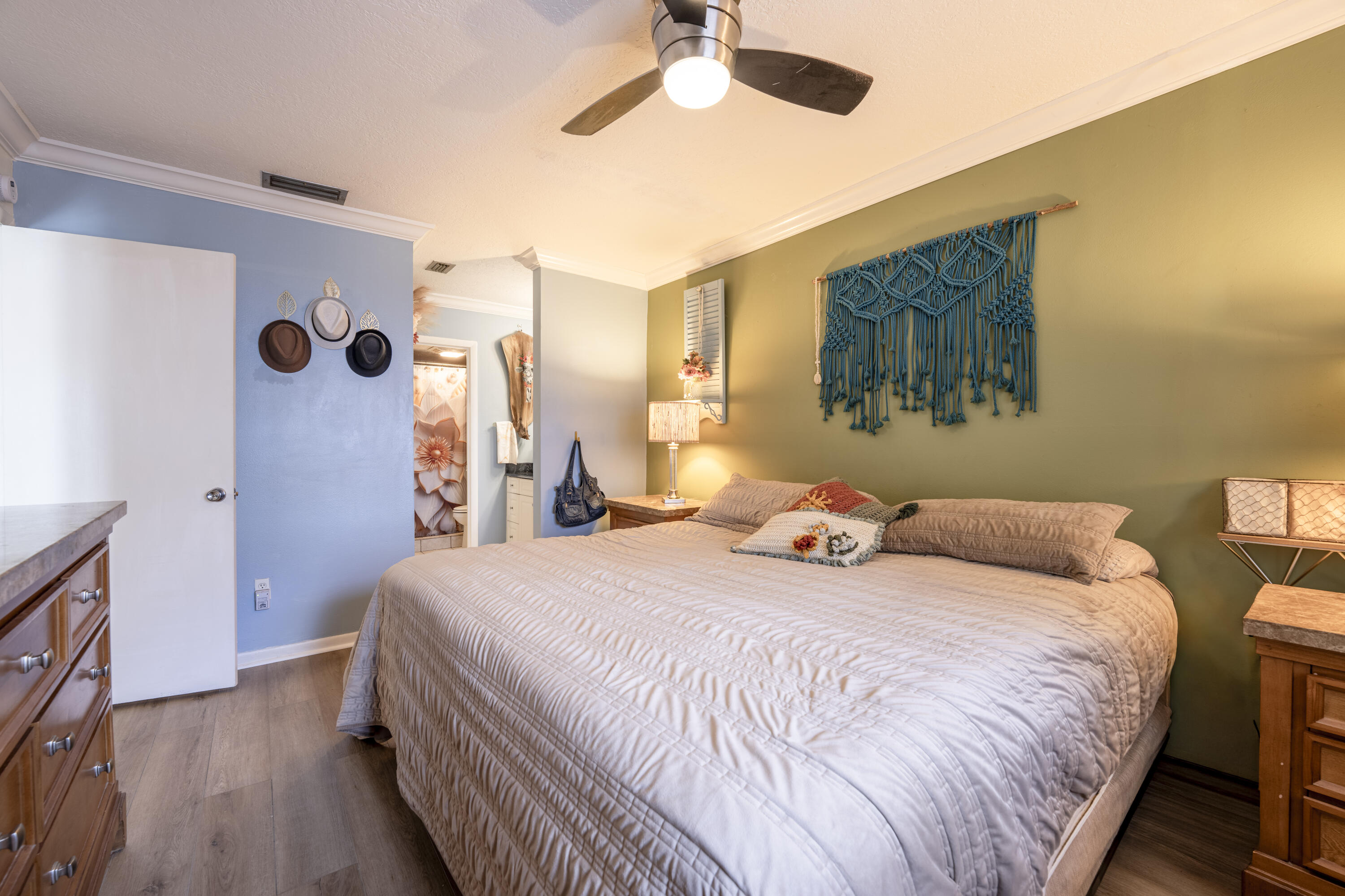 POPPLETON CREEK CONDO - Residential