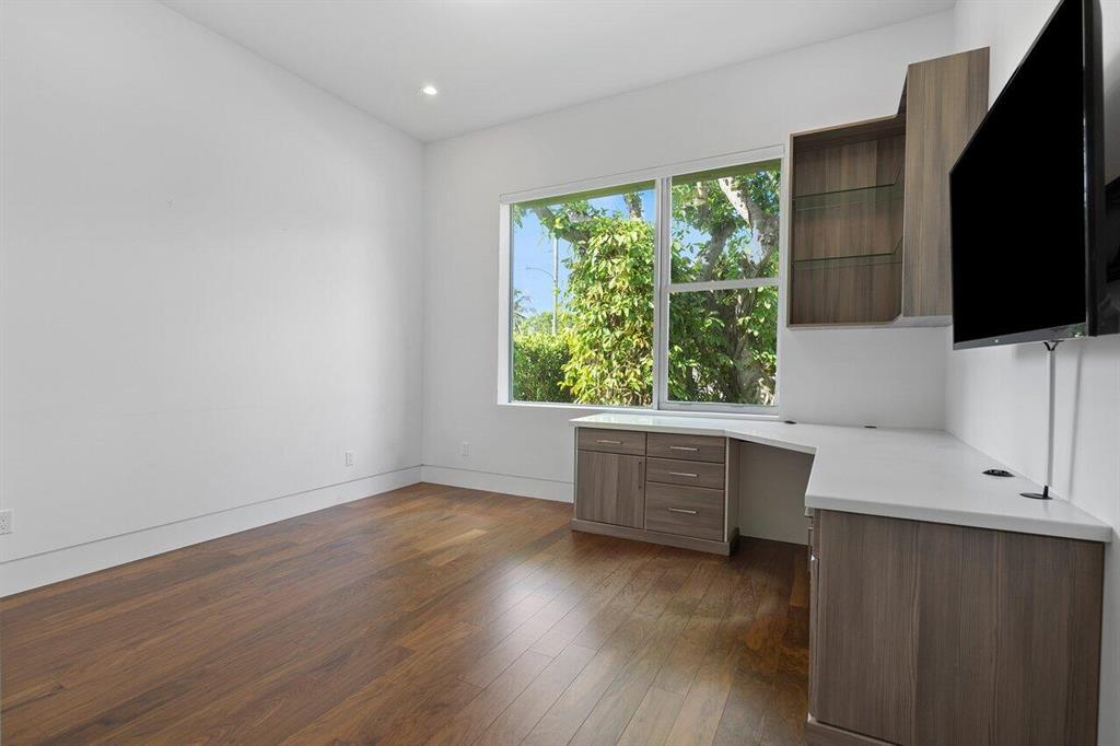 LAKE IDA - Residential