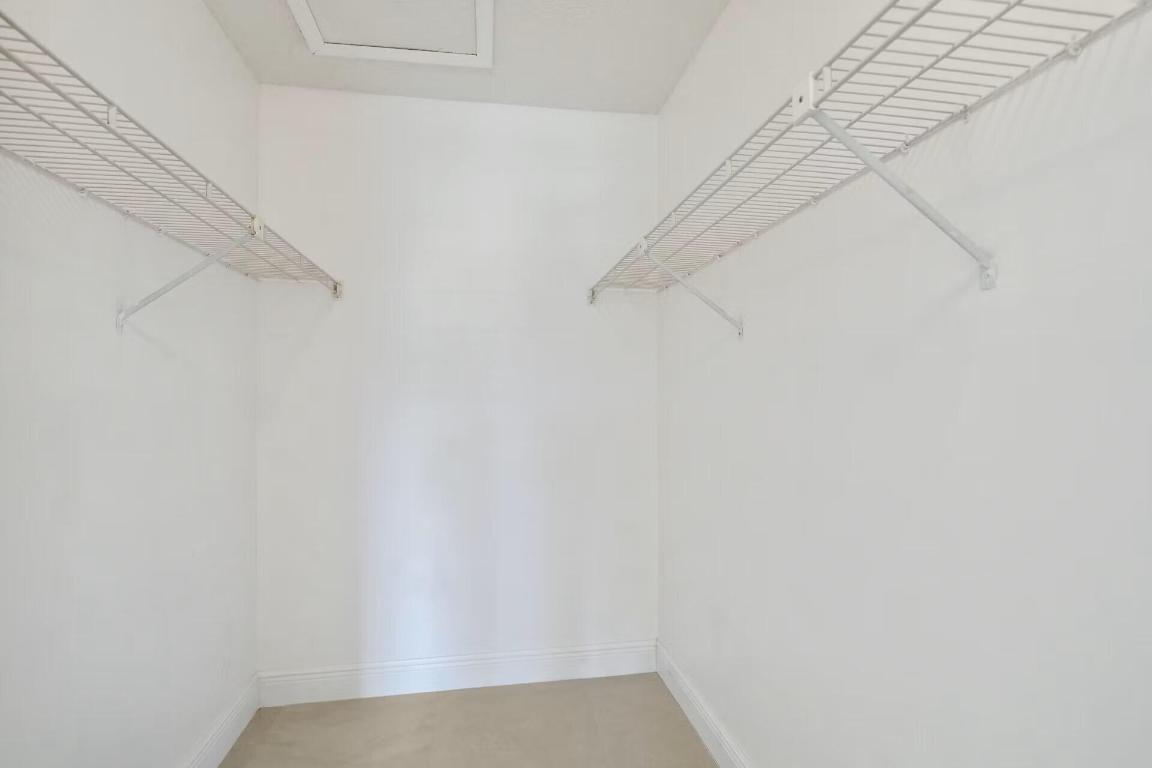 PINE RIDGE NORTH VILLAGE IV CONDO - Residential