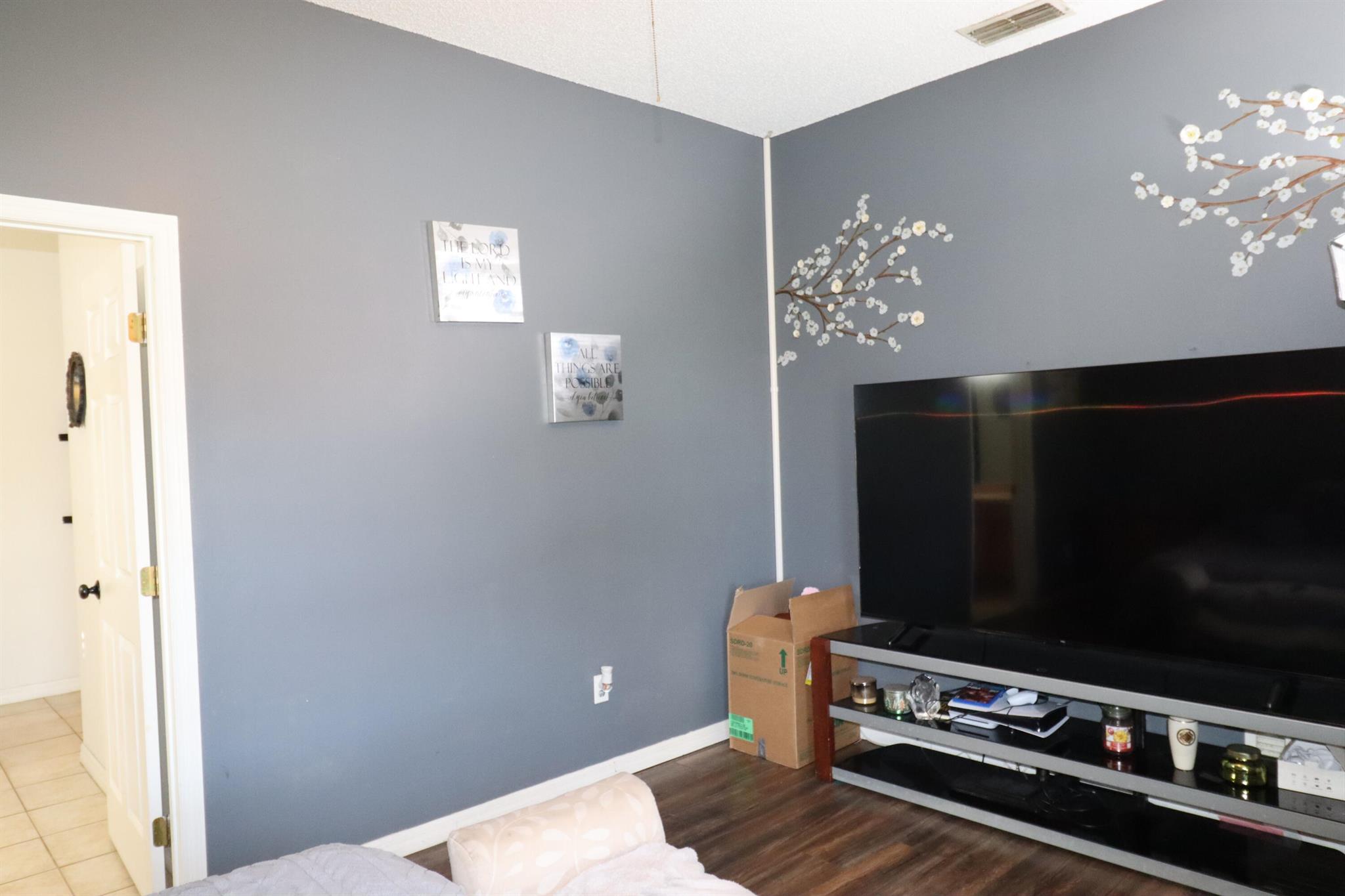 PORT ST LUCIE SECTION 11 - Residential