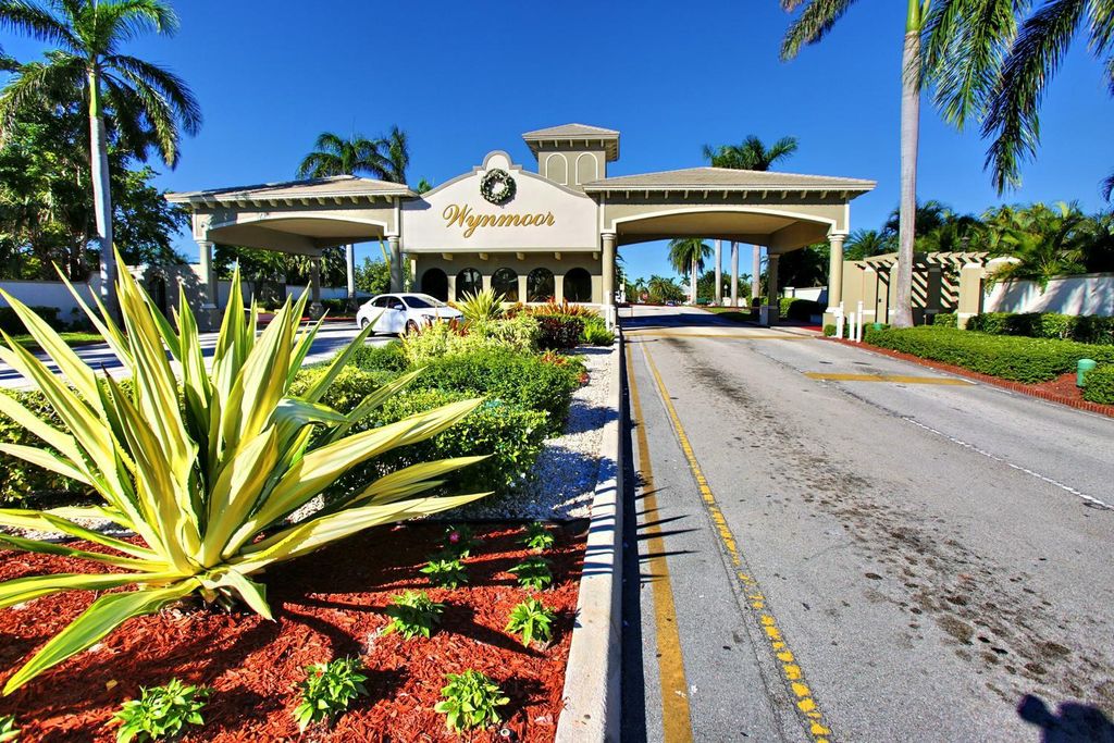 Photo of 3004 Portofino Isle Isle #G3, Coconut Creek, FL 33066 (MLS # B26022465)