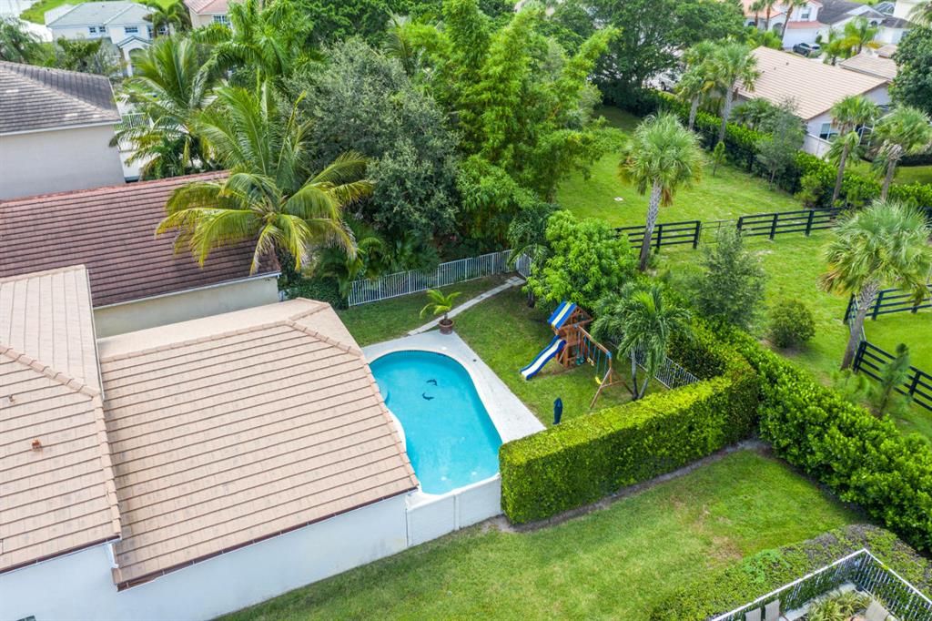 LAKEFIELD OF THE LANDINGS AT WELLINGTON 2A - Residential