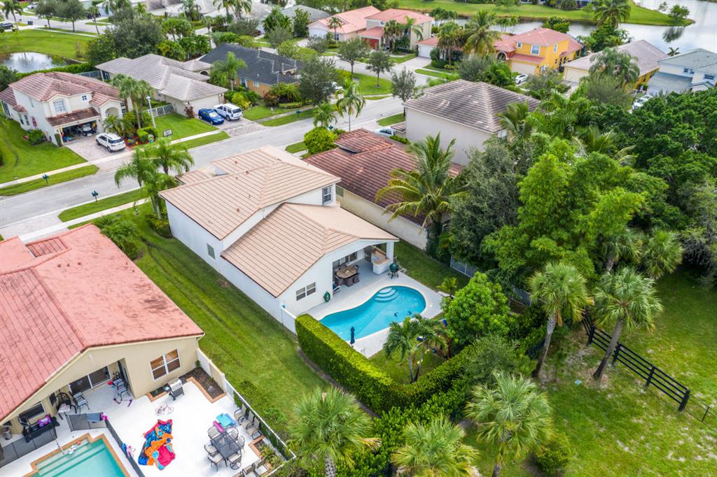 LAKEFIELD OF THE LANDINGS AT WELLINGTON 2A - Residential