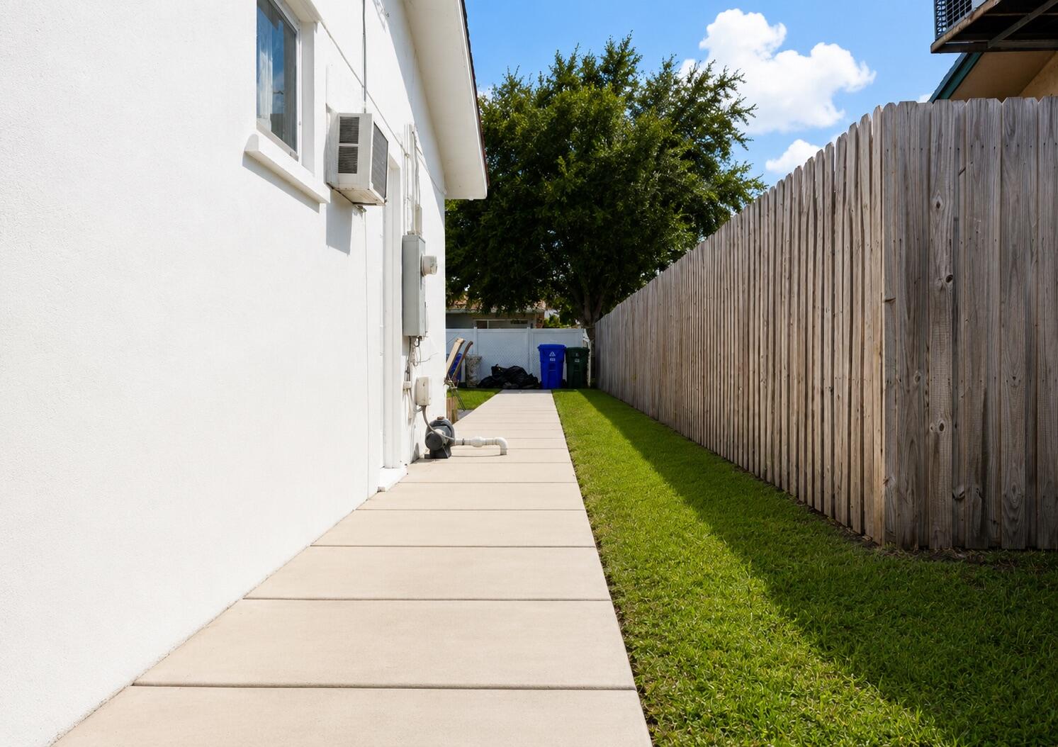 2220 N 47th Avenue, Hollywood FL 33021