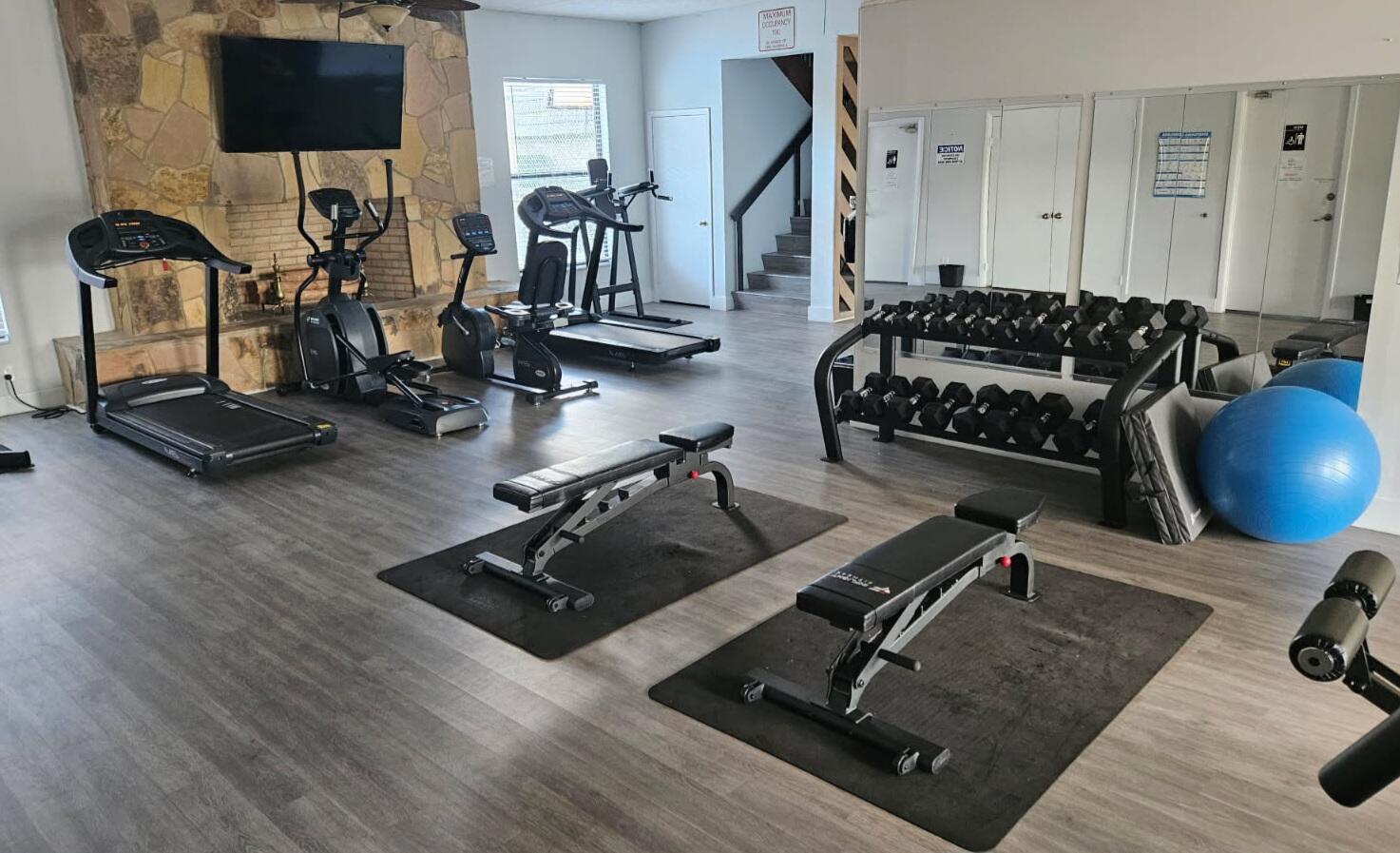 SPRINGDALE HOMES - Residential