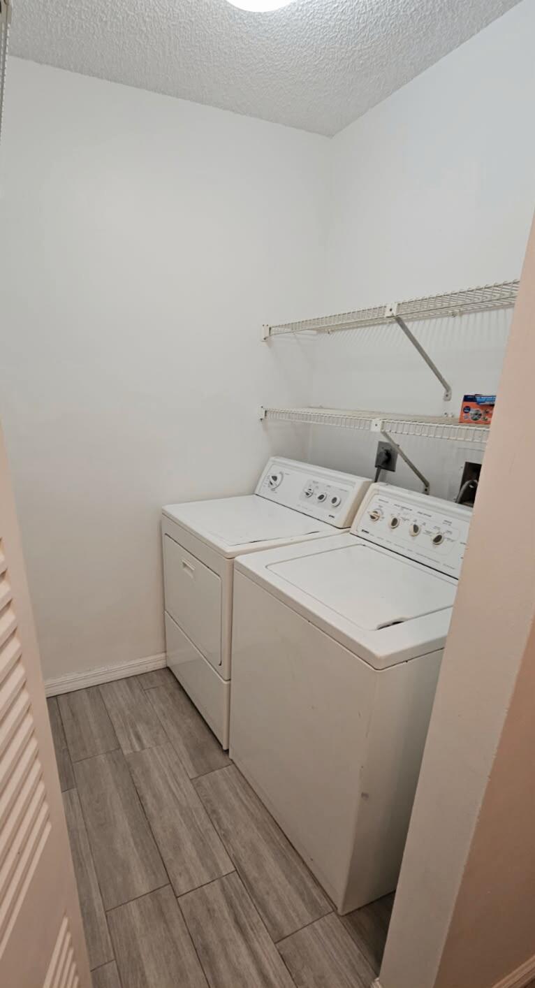 SPRINGDALE HOMES - Residential