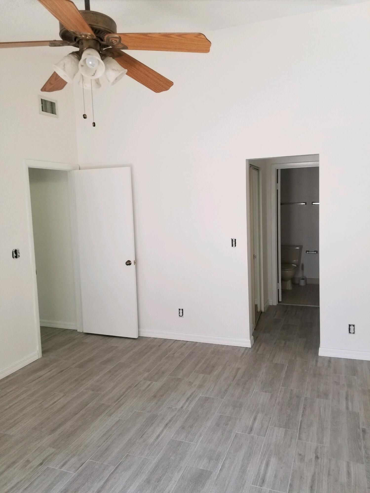 SPRINGDALE HOMES - Residential