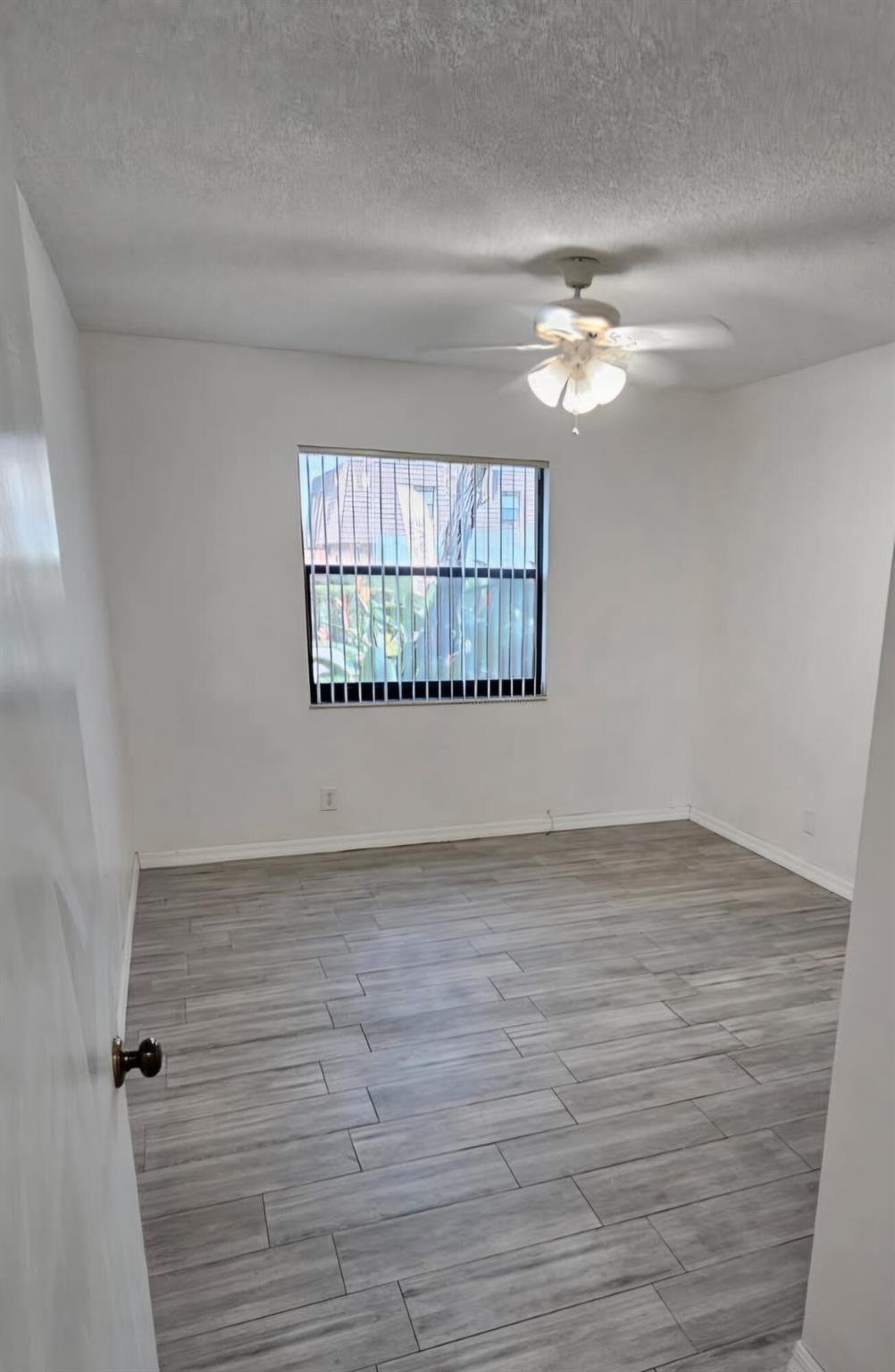 SPRINGDALE HOMES - Residential