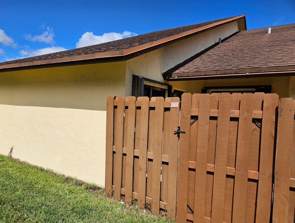 Photo of 503 Springdale Circle #50 C, Palm Springs, FL 33461 (MLS # R11134276)