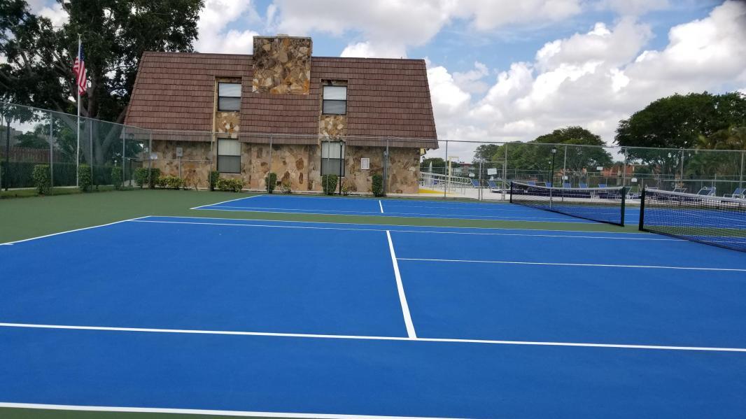 SPRINGDALE HOMES - Residential