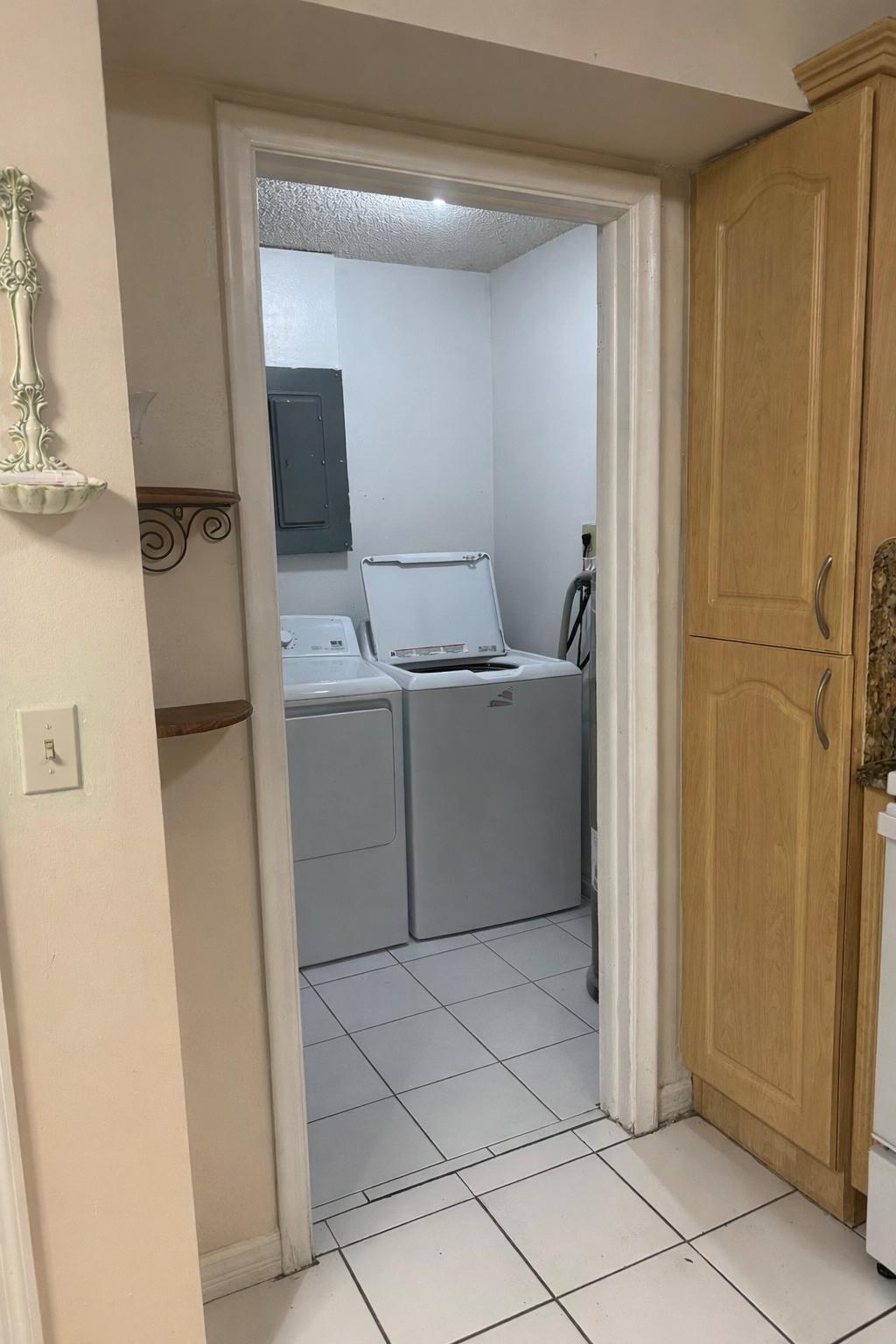 CANNONGATE PL 1A - Residential