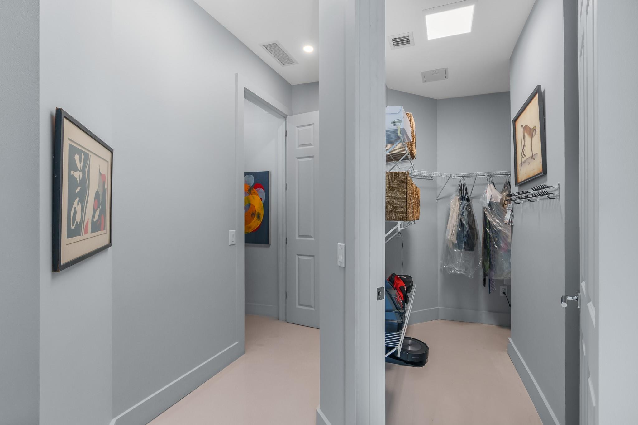 WILTON STATION - Residential