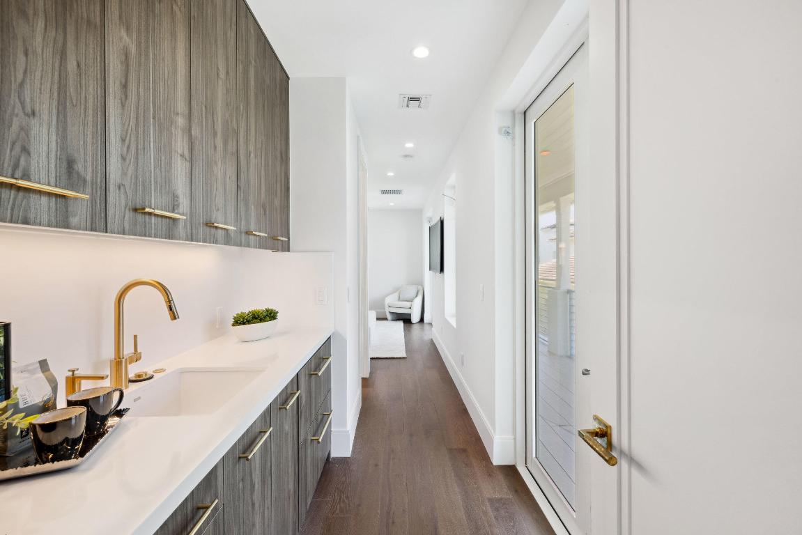 Seaside - Residential