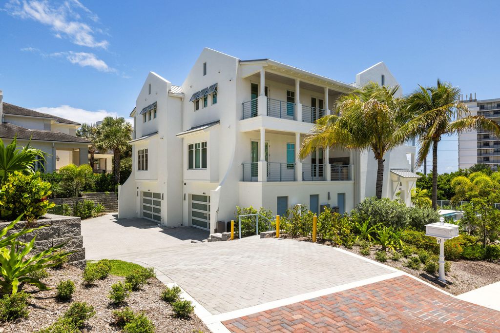 Photo of 461 Venus Drive #1, Juno Beach, FL 33408 (MLS # R11101975)