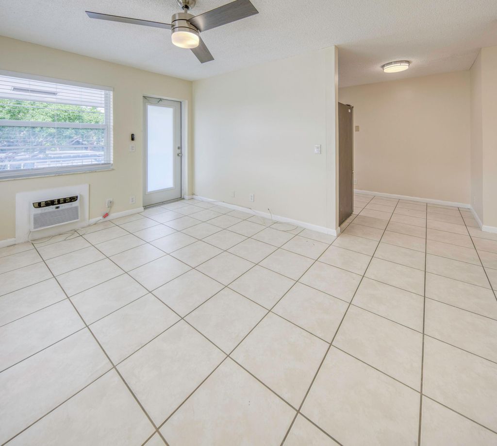 Photo of 330 N J Street #5, Lake Worth Beach, FL 33460 (MLS # B26011465)