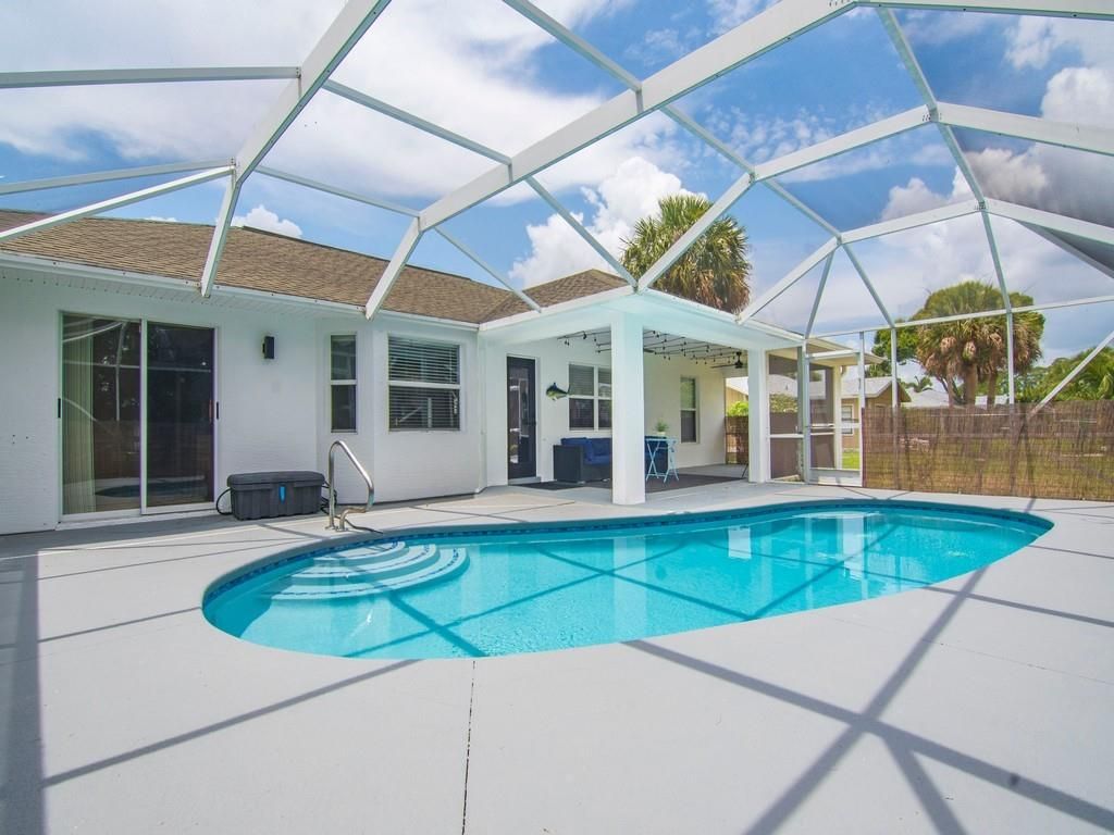 Photo of 409 Bywood Avenue, Sebastian, FL 32958 (MLS # F10508148)