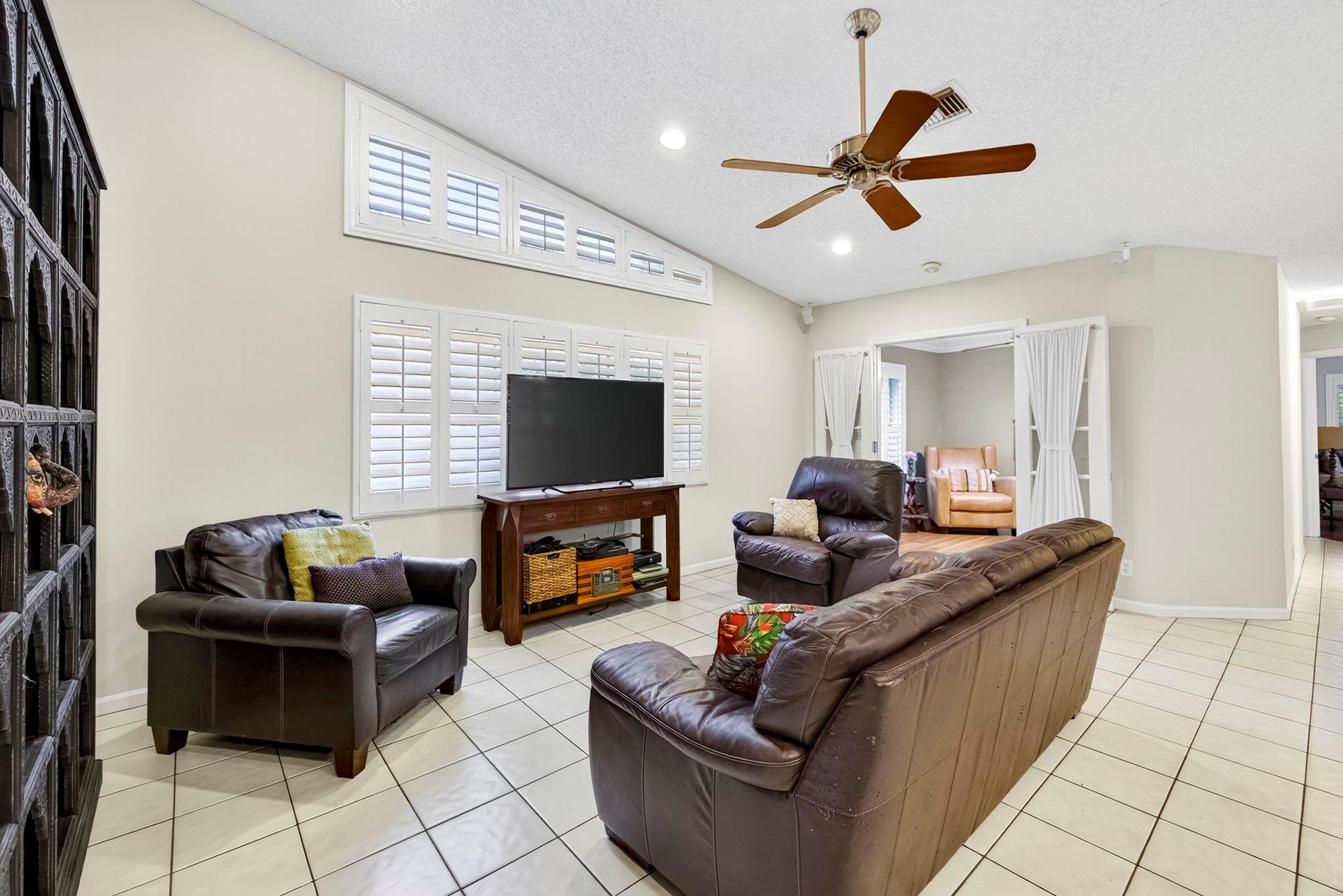 Sector 5 Prcl 21/22 137-4 - Residential
