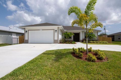 A home in Port St Lucie