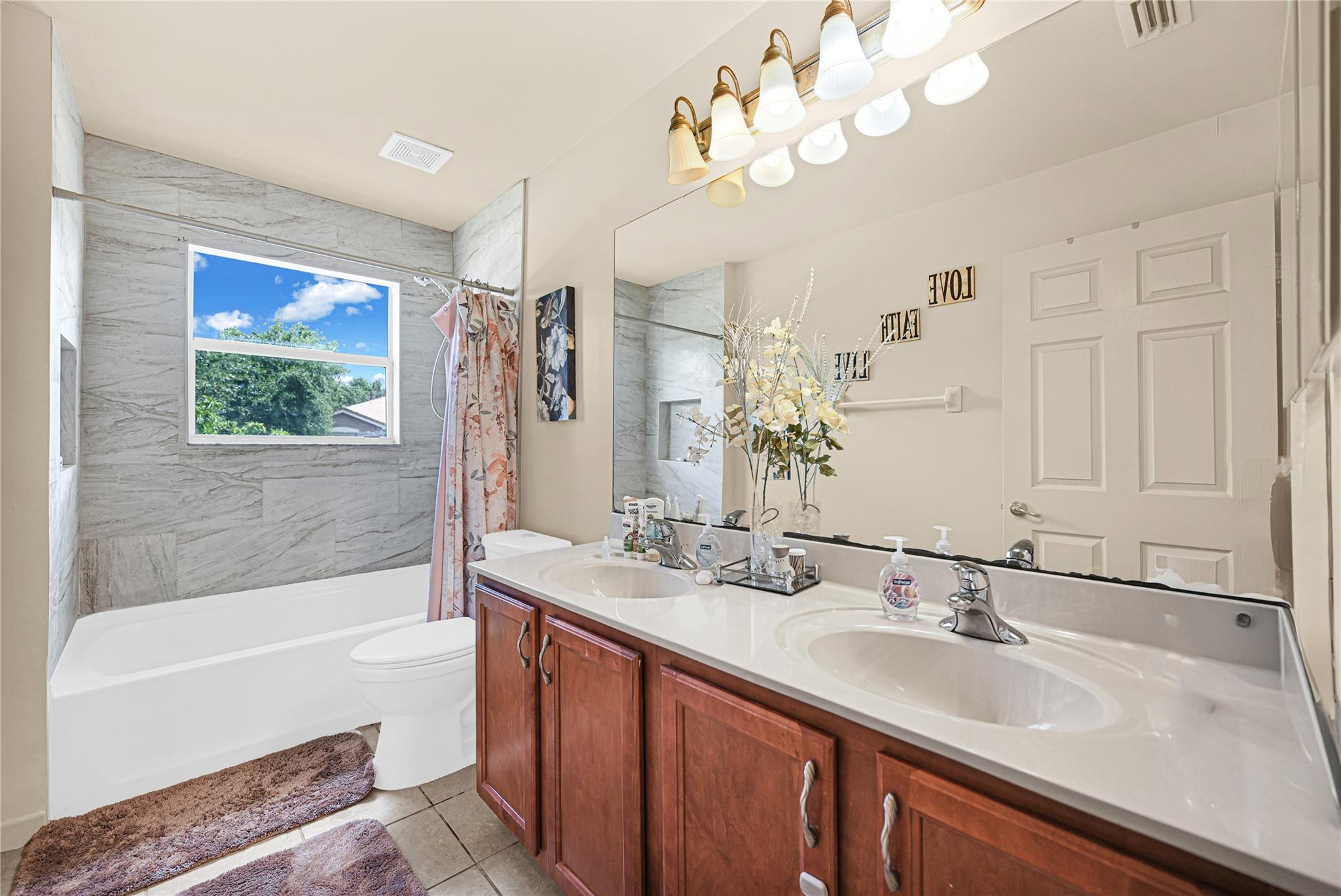 Canyon Springs - Residential