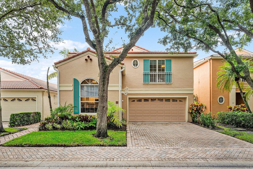 Photo of 40 Via Verona, Palm Beach Gardens, FL 33418 (MLS # R11126569)