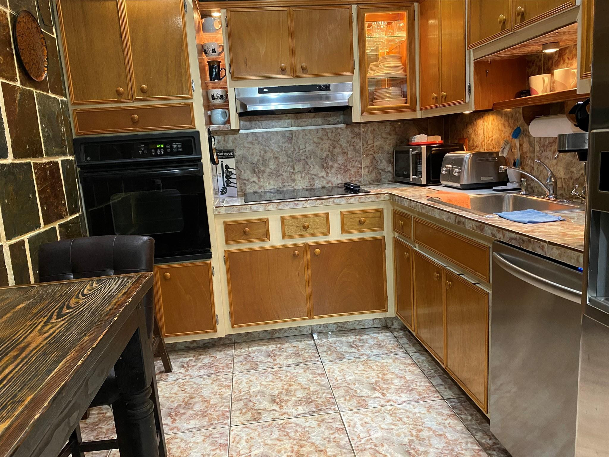 Coastal Towers Condo - Residential