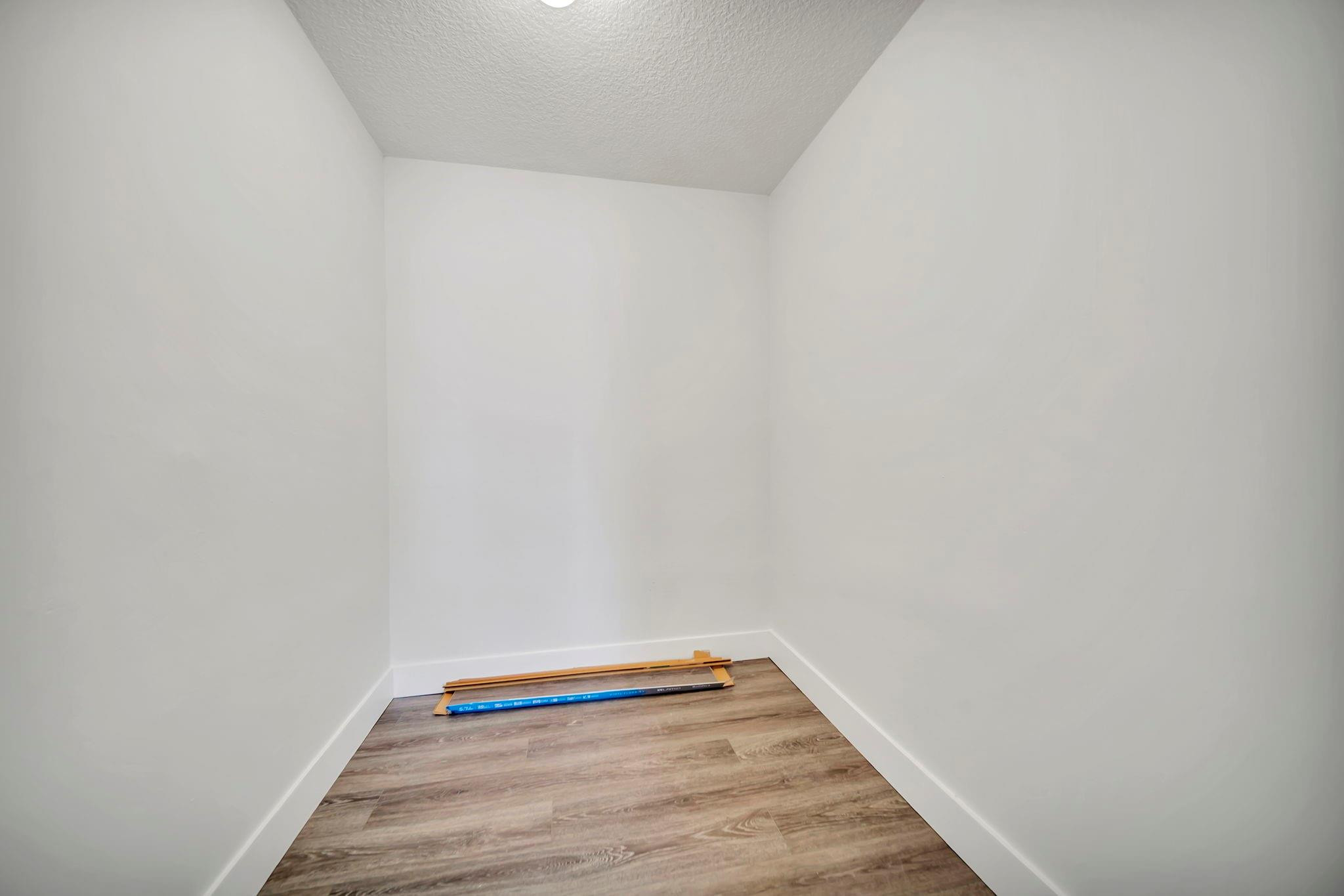 WATERSIDE VILLAS - Residential